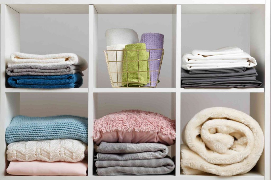 How to Store Linens & Blankets